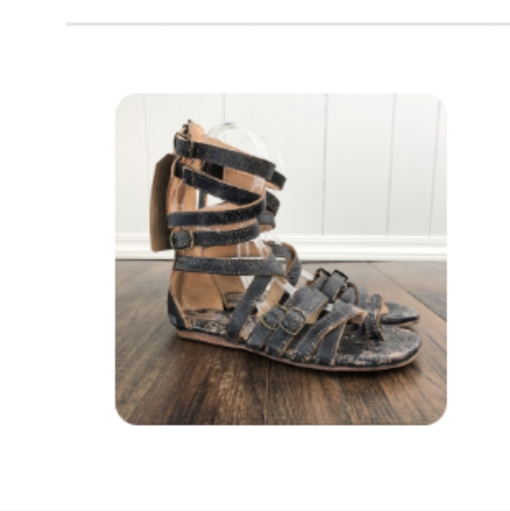 BedStu Seneca Distressed Look Leather Gladiator Sandal - Size 9, Black Lux